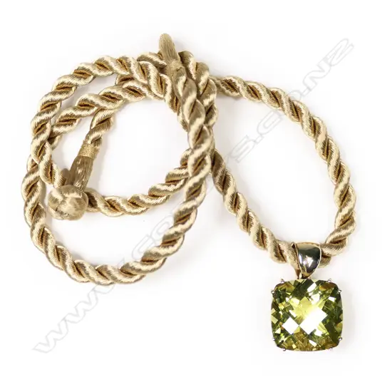 9ct. GOLD & LEMON QUARTZ PENDANT, ON SILK ROPE CORD