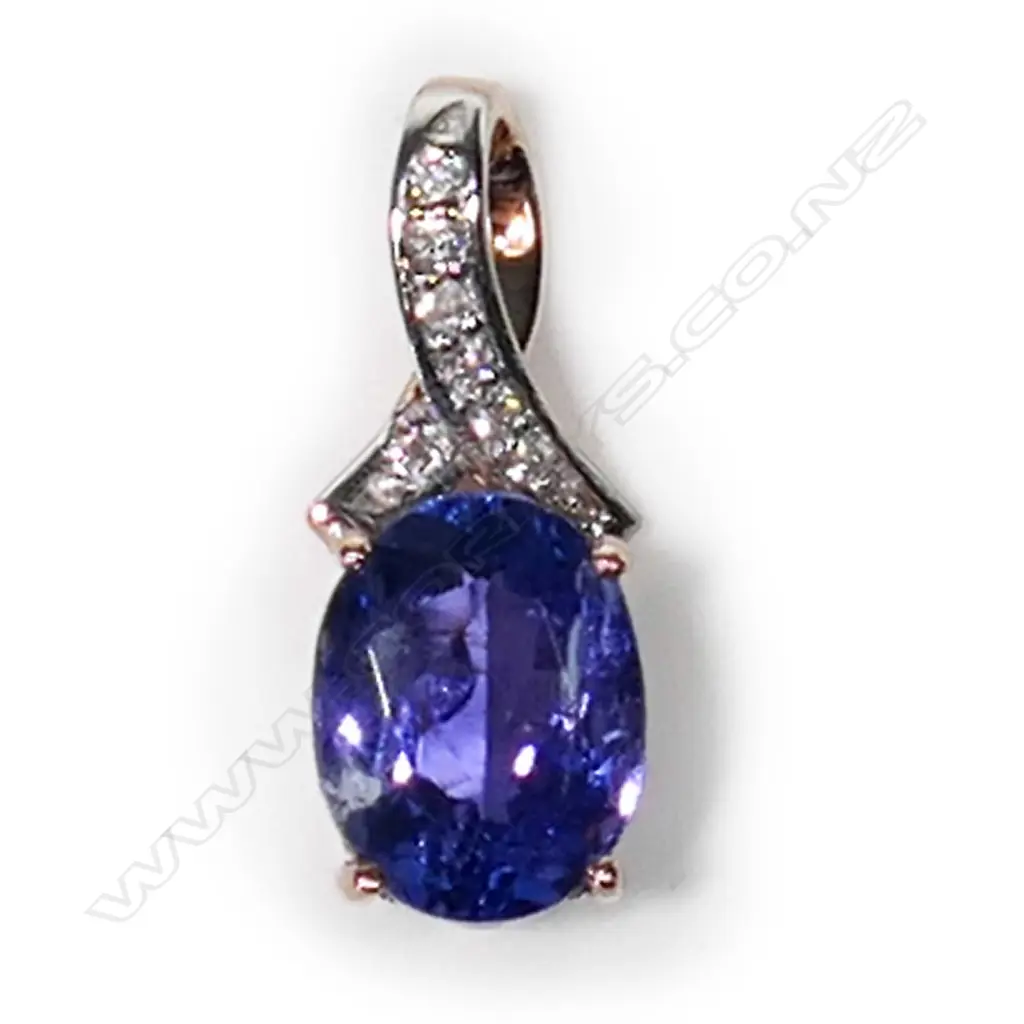 A 14ct rose gold, tanzanite and diamond vintage style pendant, Image 1++