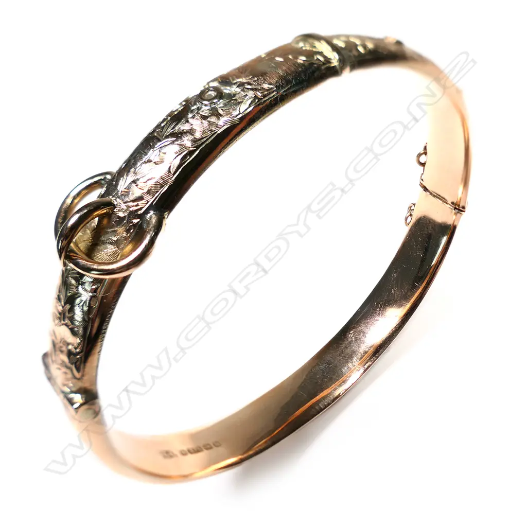 A 9ct rose gold half hinged bangle, Image 1++