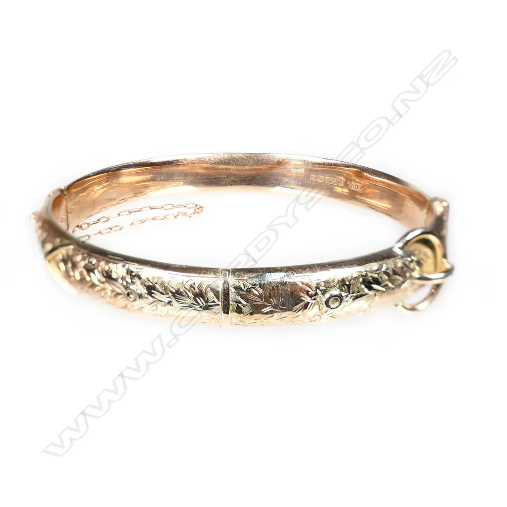 A 9ct rose gold half hinged bangle, Image 1++