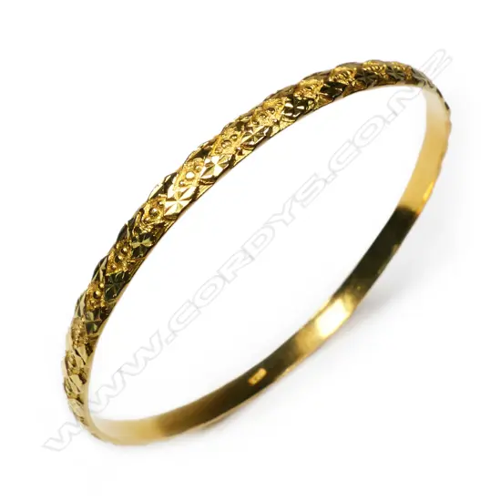 A 22ct gold bangle,
