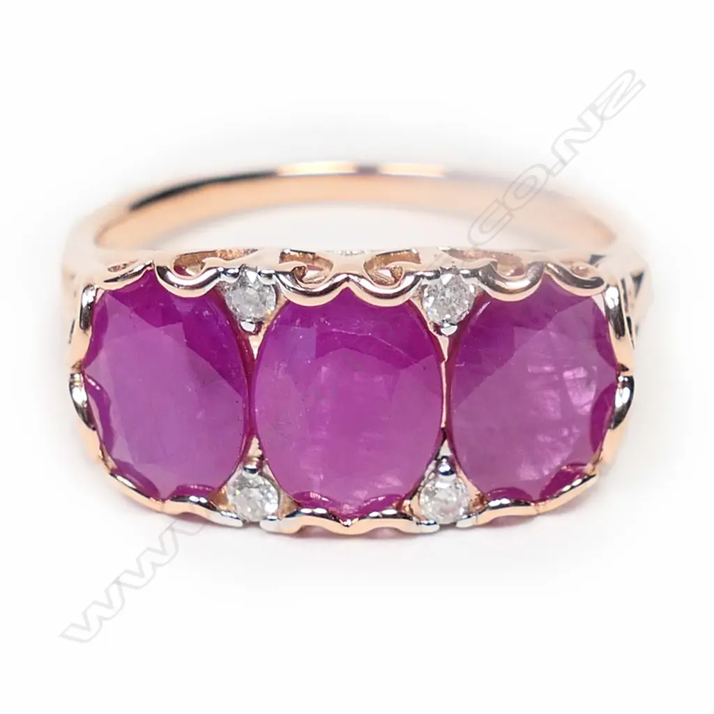 A 14ct rose gold, ruby and diamond ring, Image 1++