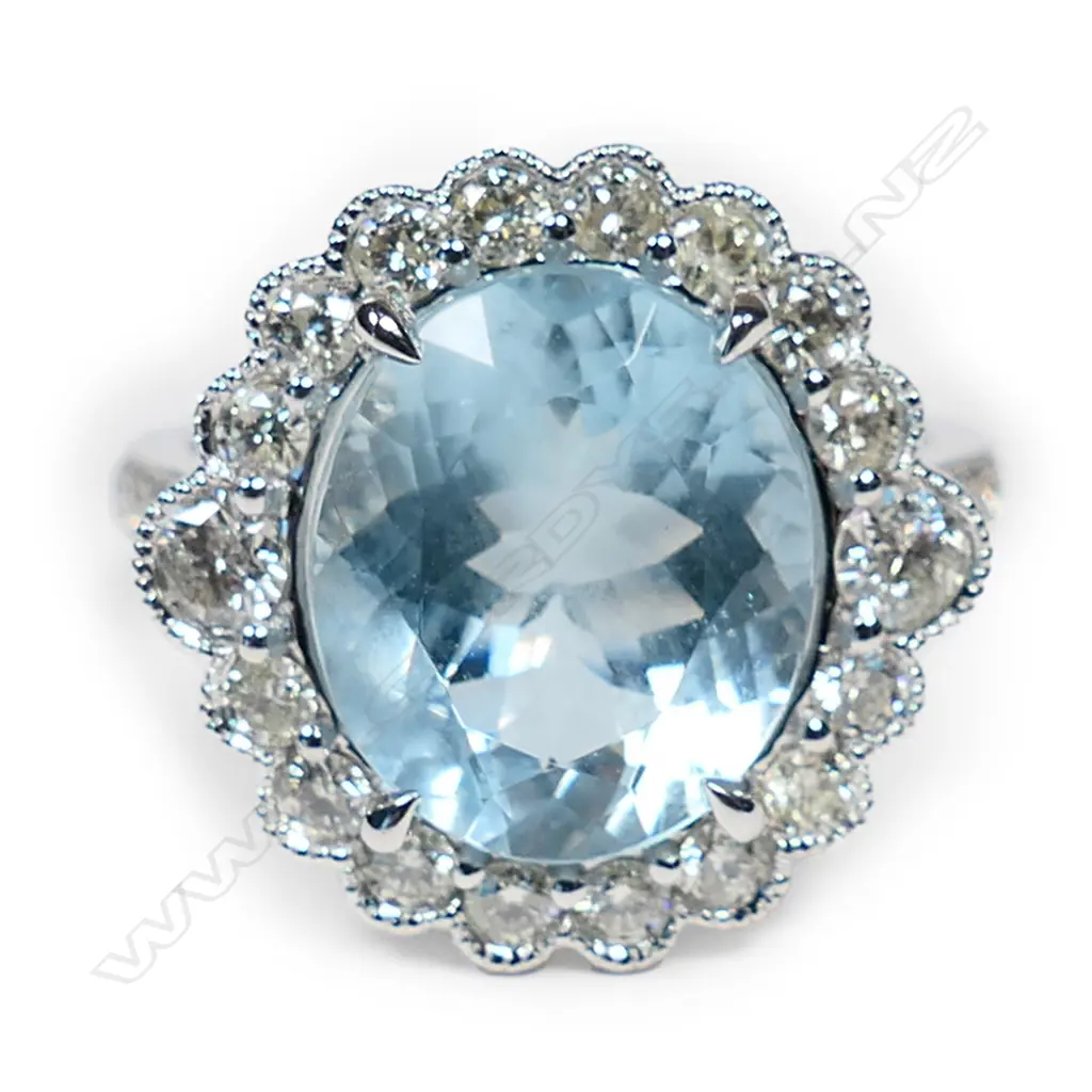 A 14ct white gold, aquamarine and diamond antique style ring, Image 1++