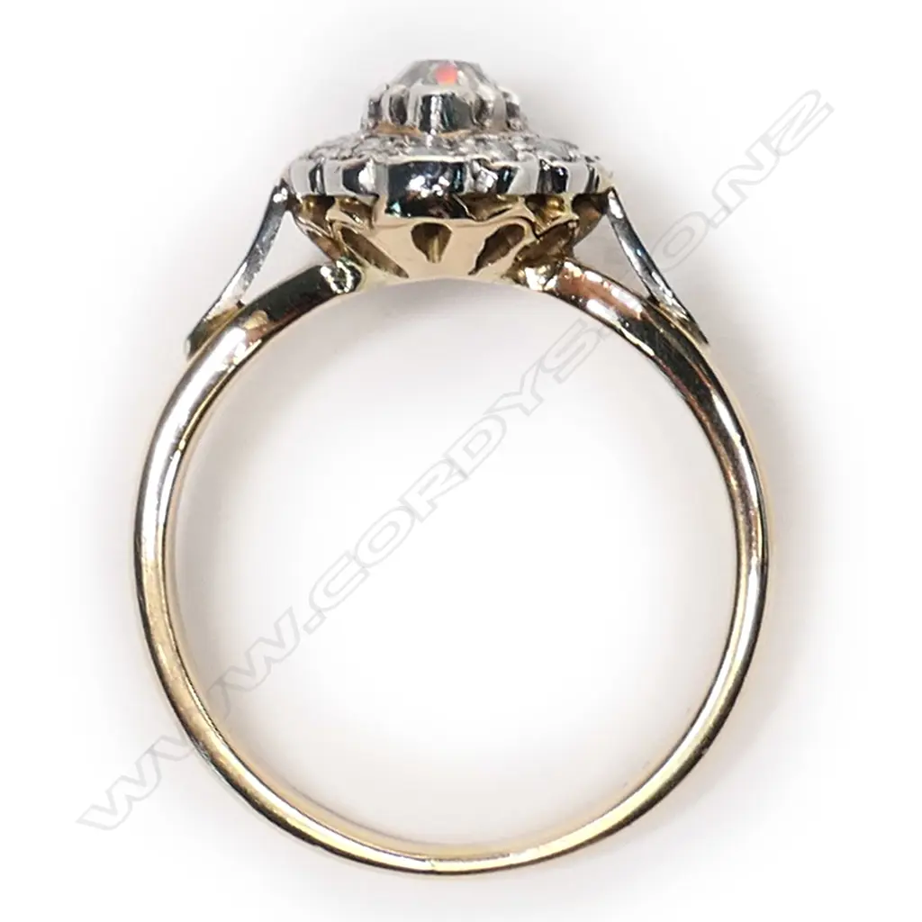 #An 18ct yellow gold and diamond ring Image 1++