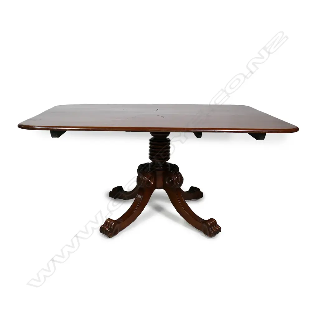 A Regency mahogany tilt top breakfast table, Image 1++