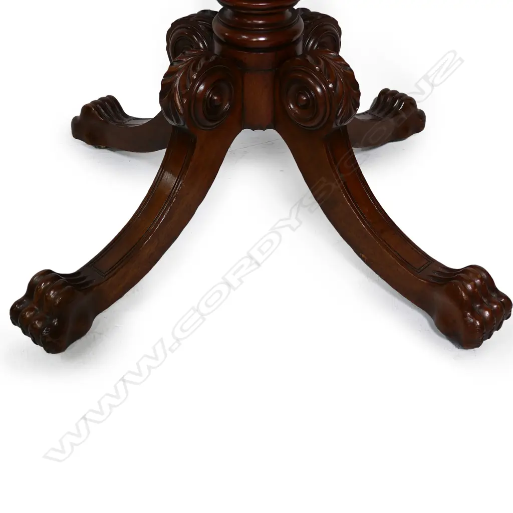 A Regency mahogany tilt top breakfast table, Image 1++
