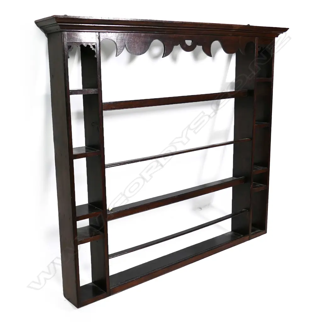 A small proportion Georgian oak dresser top, Image 1++