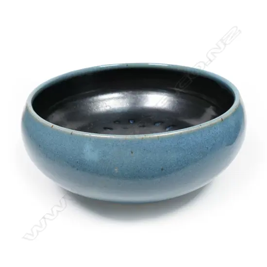 Peter Stichbury wax resist stoneware bowl,