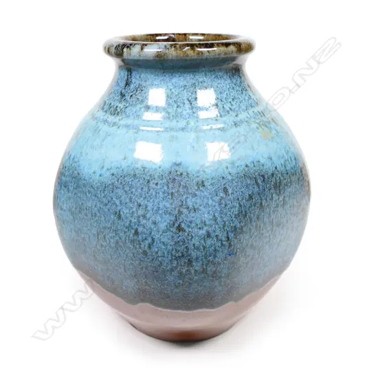 Peter Stichbury chun and tenmoku glazed vase,