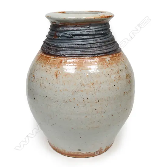 Peter Stichbury shino glazed vase,