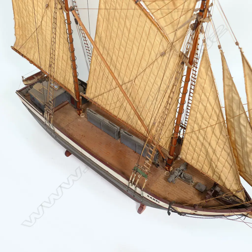 A model of the scow 'Rangi', Image 1++