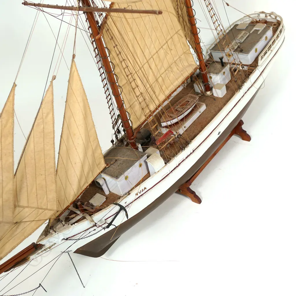 A model of the topsail schooner 'Huia', Image 1++