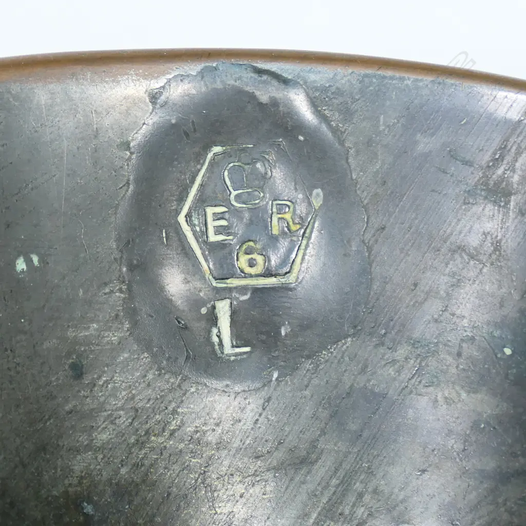 A vintage copper measure, Image 1++