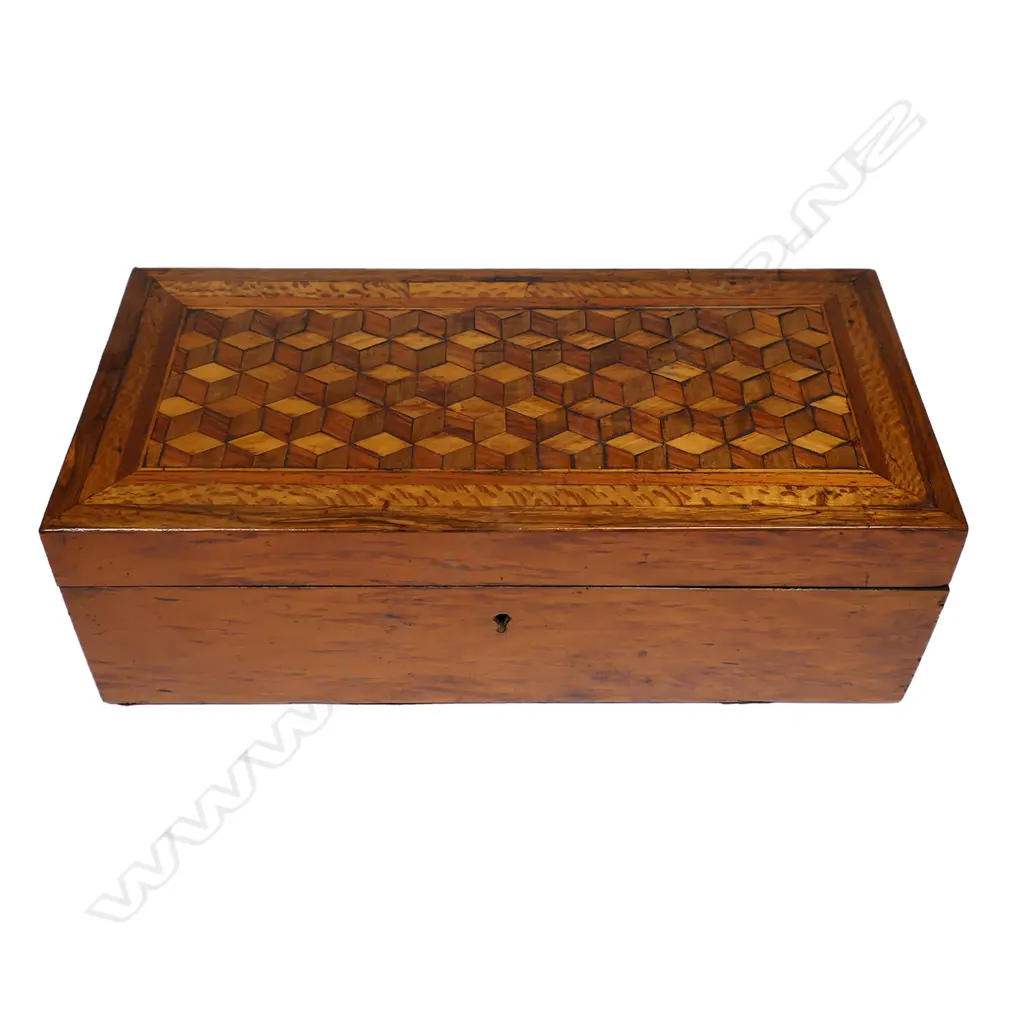 Attributed William Norrie New Zealand colonial inlaid woods glove / jewel box, Image 1++