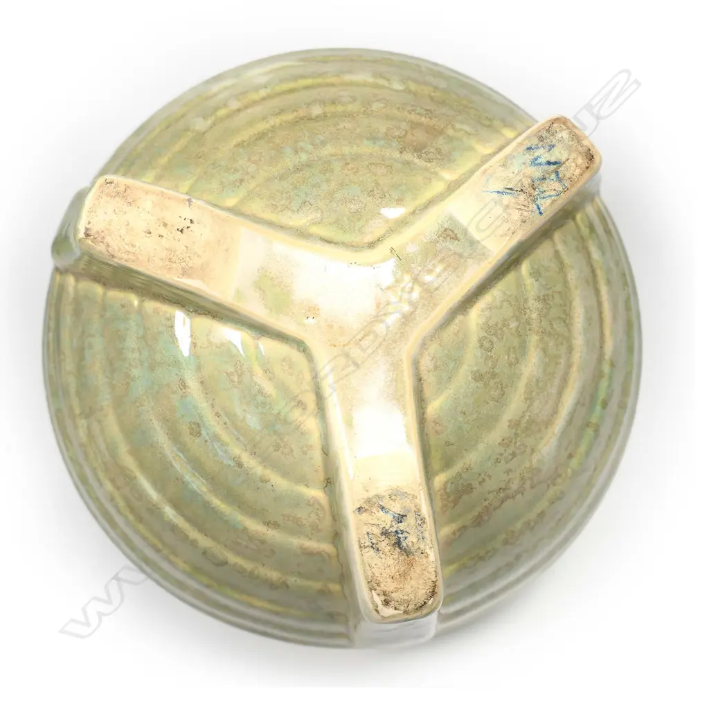 A Crown Lynn Art Deco trickle glaze spherical vase, Image 1++