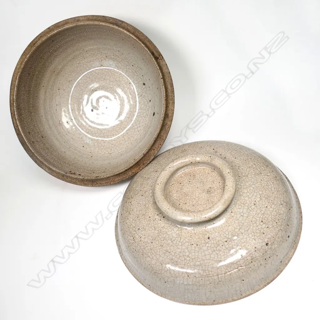 A Barry Brickell lidded casserole, Image 1++