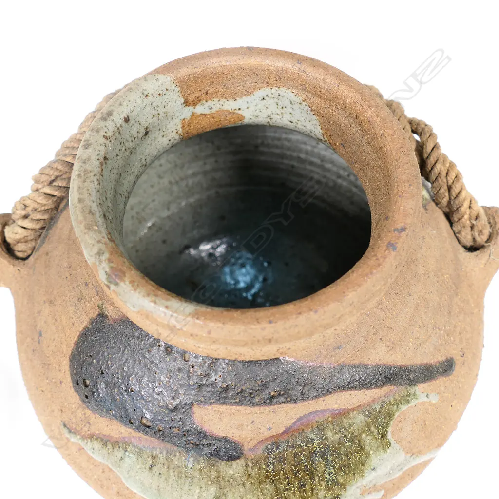 Patricia Perrin 'onion pot', Image 1++