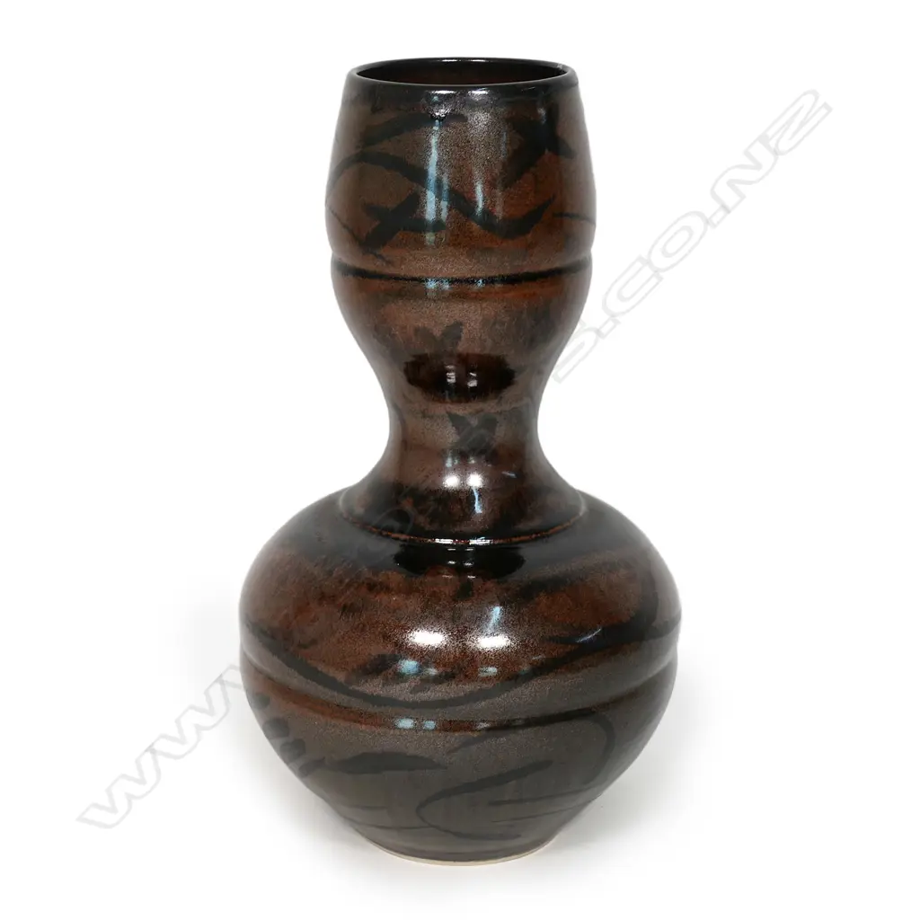 An Anneke Borren tall vase, Image 1++