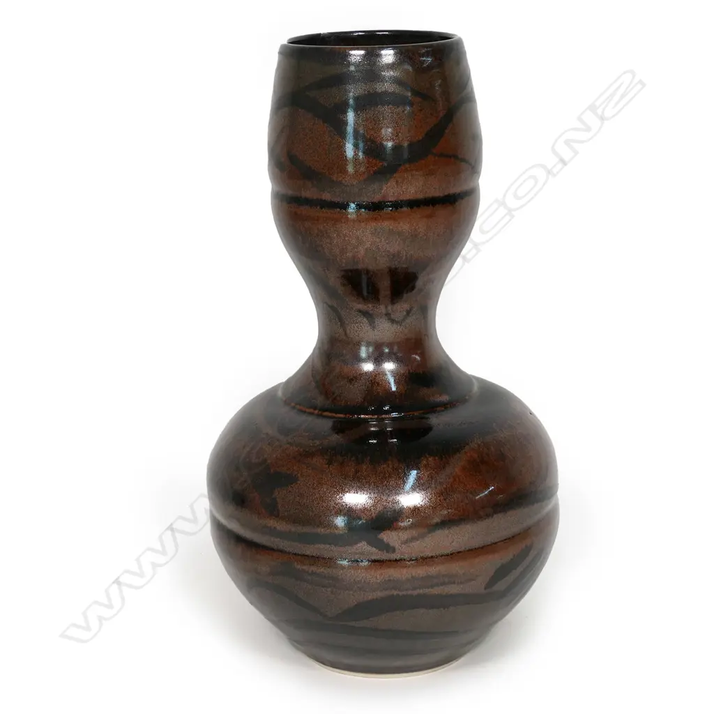 An Anneke Borren tall vase, Image 1++