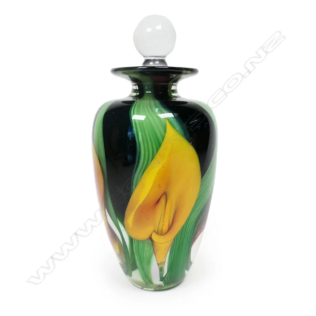 A Peter Raos glass perfume bottle, Image 1++