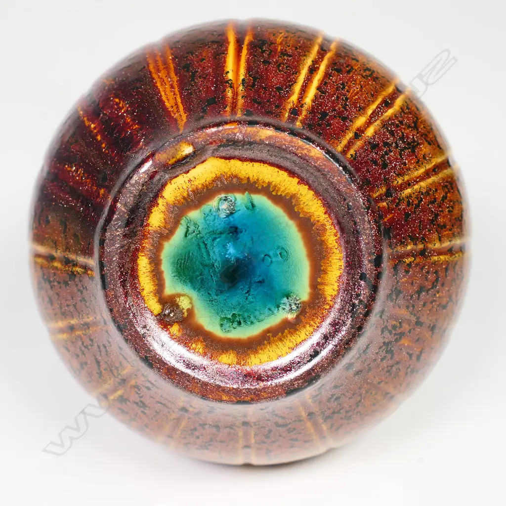 A Pilkington's Royal Lancastrian art glazed squat vase, Image 1++