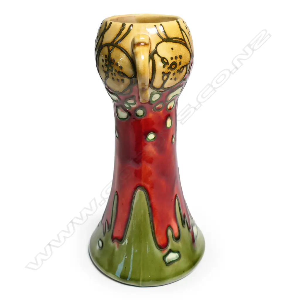 A Mintons secessionist vase, Image 1++