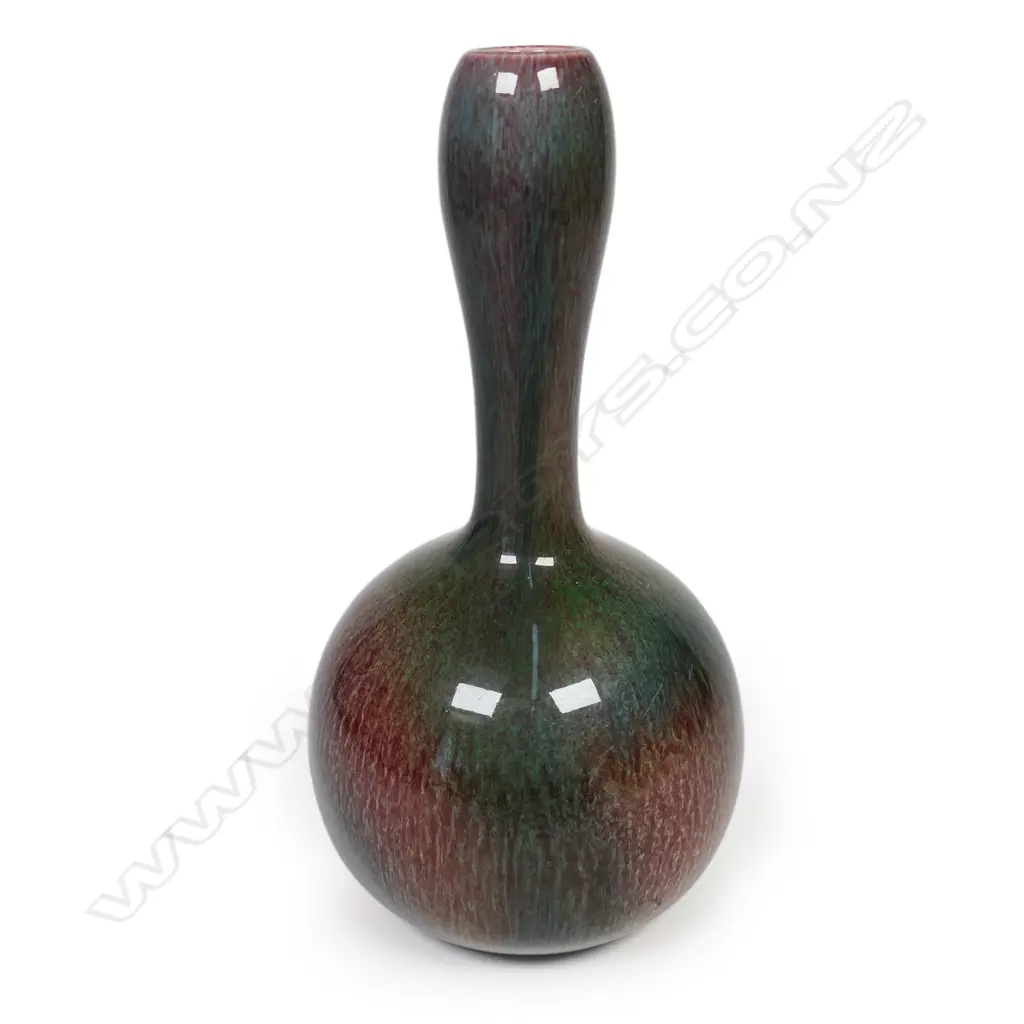 A Bretby art glaze specimen vase, Image 1++