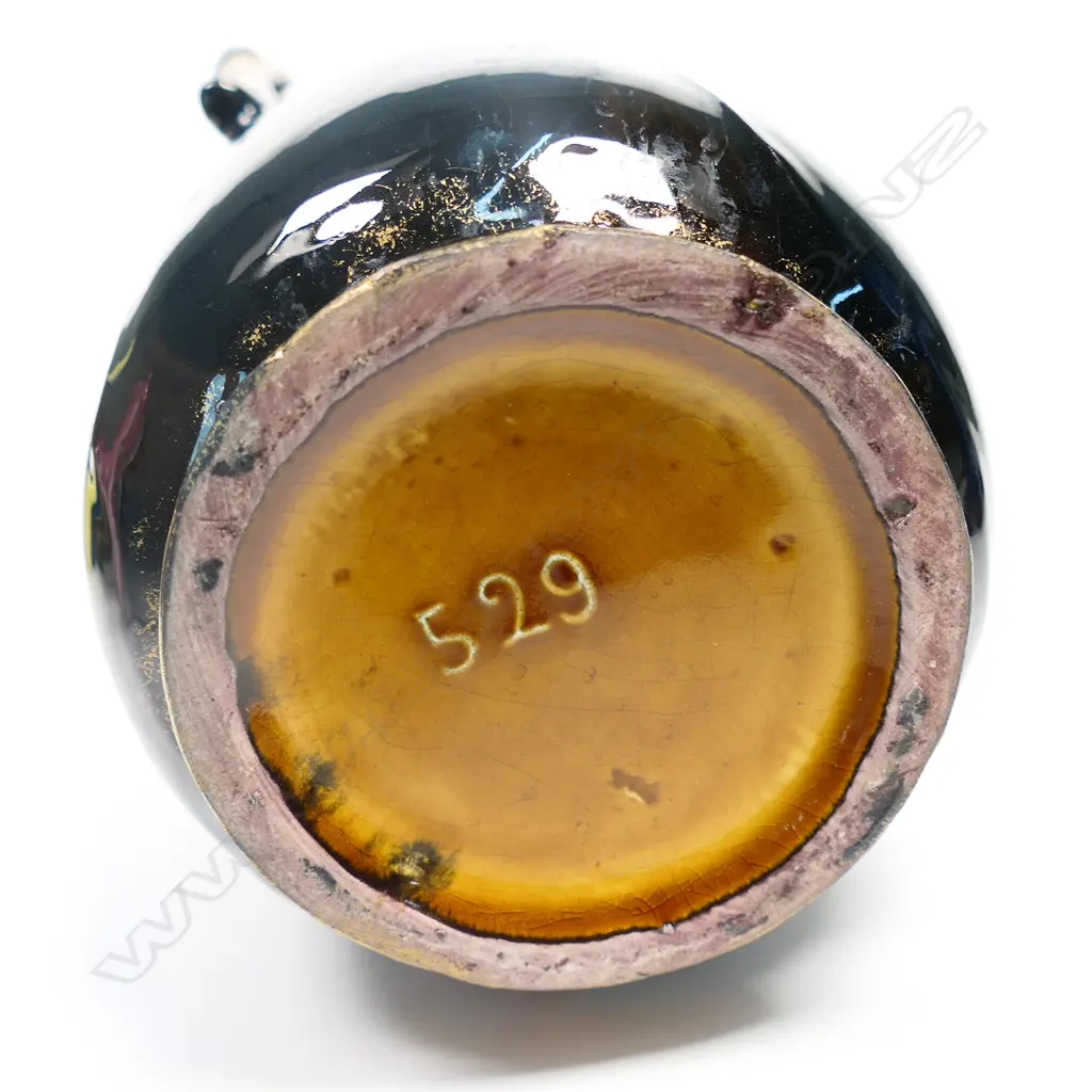 A Thomas Forrester & Sons Phoenix ware 'Princess Argus' vase, Image 1++