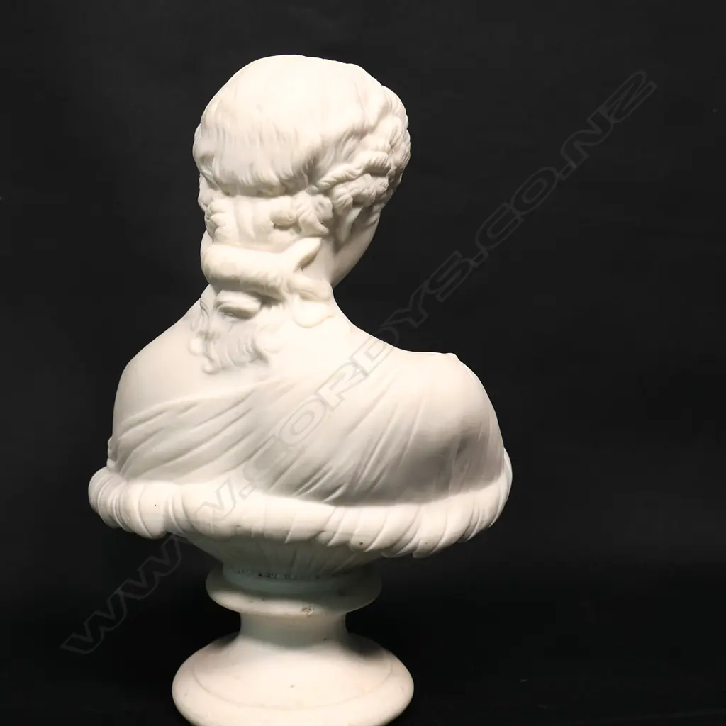 A Victorian Parian ware bust of Clytie, Image 1++