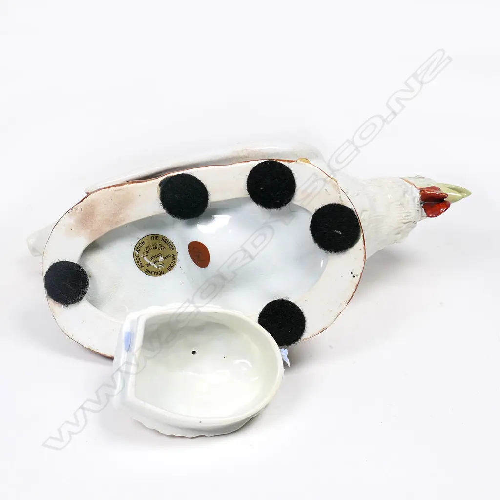Victorian finely modelled china chicken teapot, Image 1++