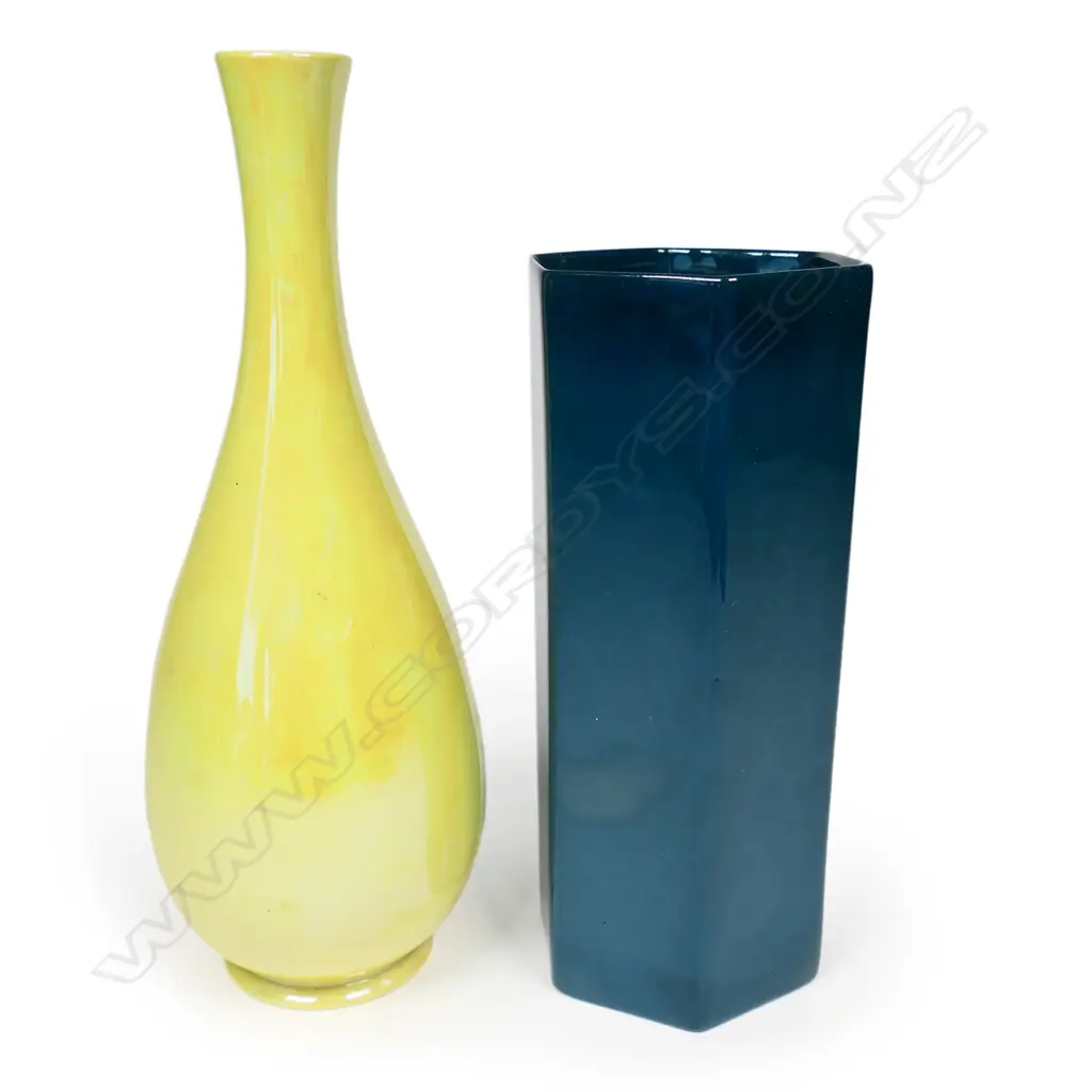 2 ENGLISH ART POTTERY VASES CARLTON & DOULTON TITANIUM Image 1++