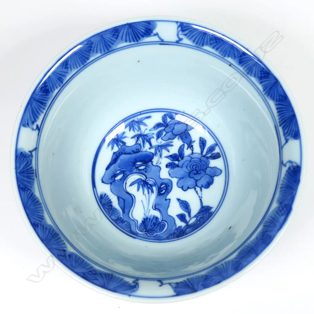 A quality Chinese porcelain bowl, Image 1++