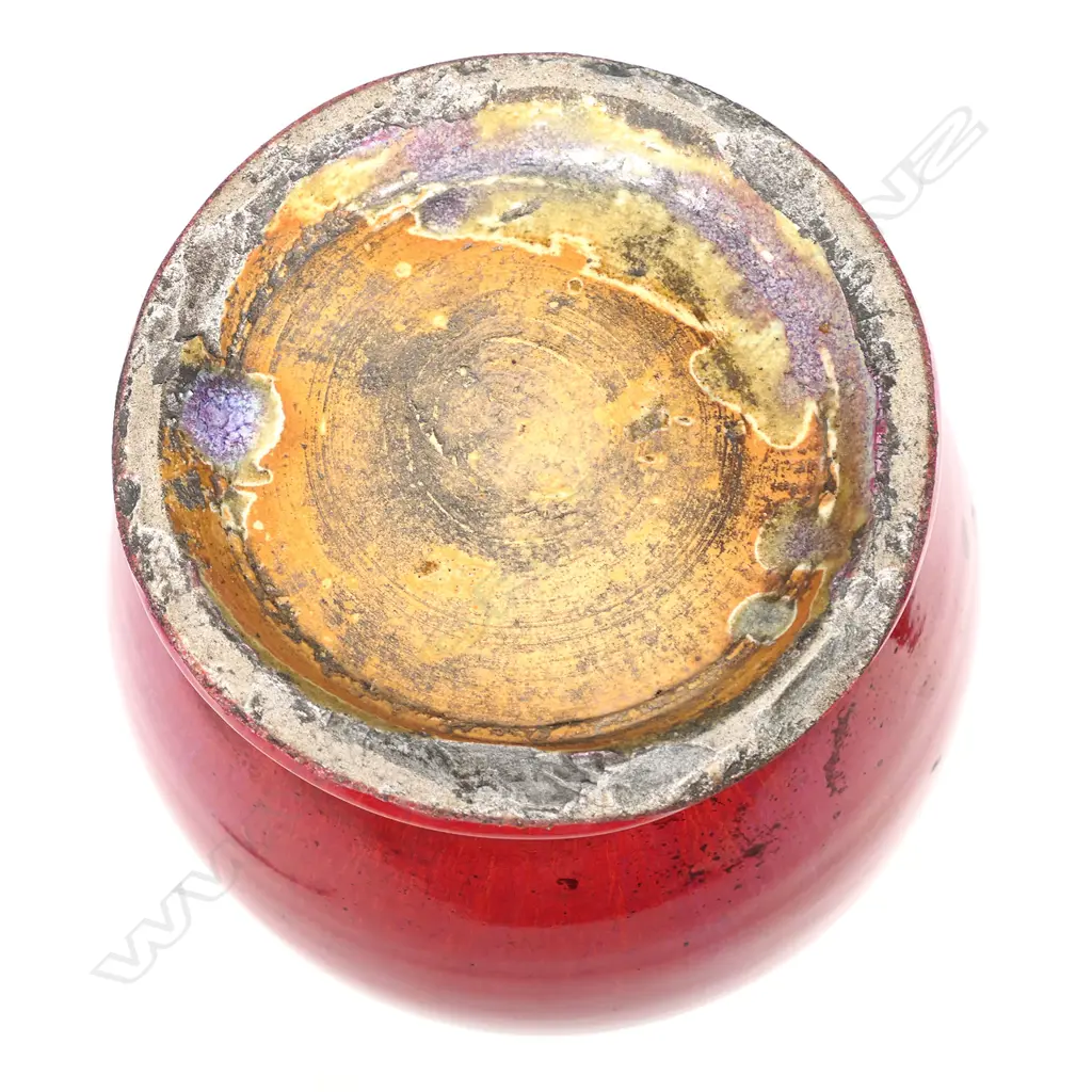 A Chinese reputed Qing dynasty glazed red vase, Image 1++