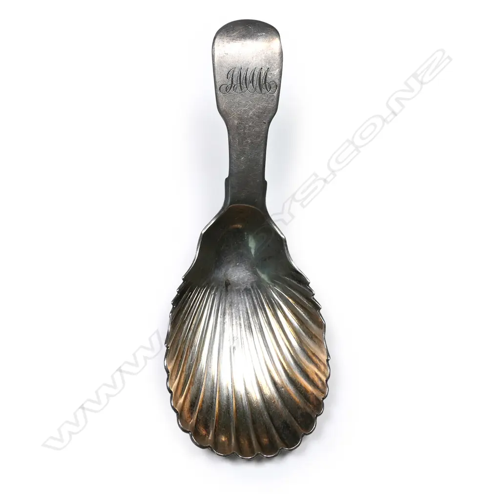 A Georgian IV Irish silver caddy spoon, Dublin 1826 by William Cummins, Image 1++