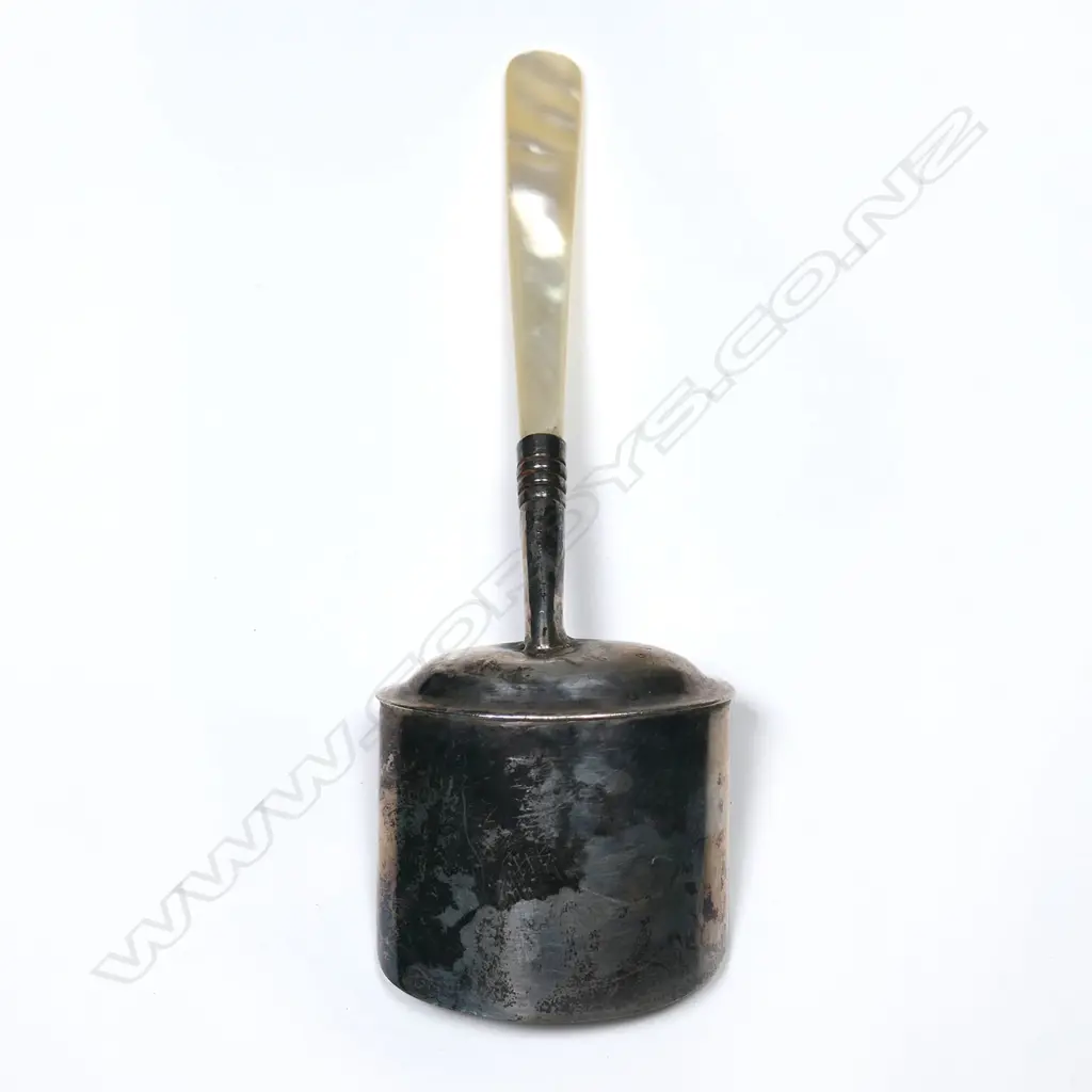 A George III silver caddy spoon, Birmingham 1810 by Cocks & Bettridge, Image 1++