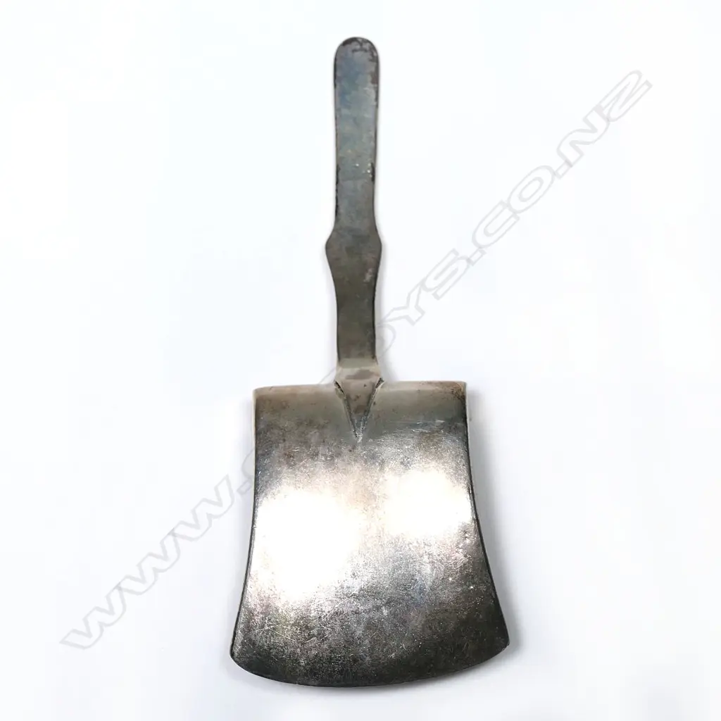 A George III silver caddy spoon, Birmingham 1813 by William Pugh, Image 1++