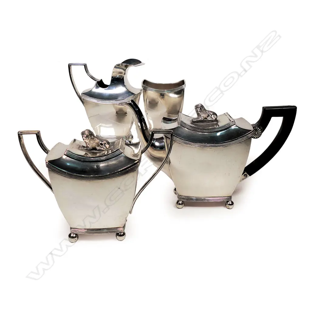 An early 19thC Dutch silver four-piece tea service, Image 1++