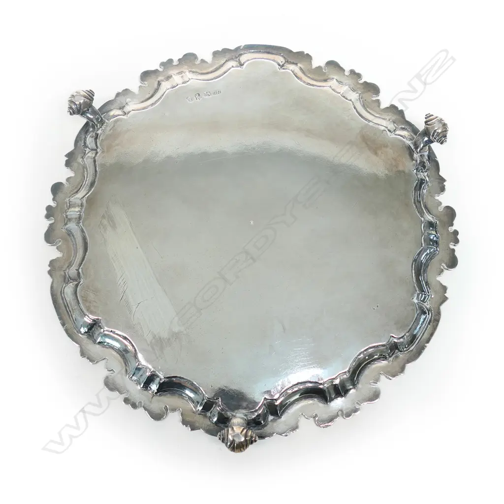 A George II silver salver, London 1742 by George Hindmarsh, Image 1++