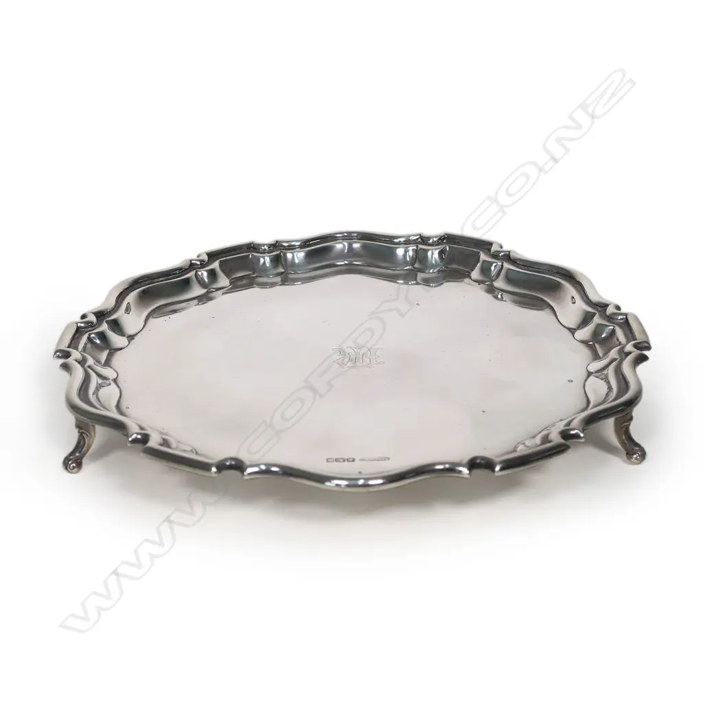 An early 20thC silver salver, Sheffield 1928. Image 1++
