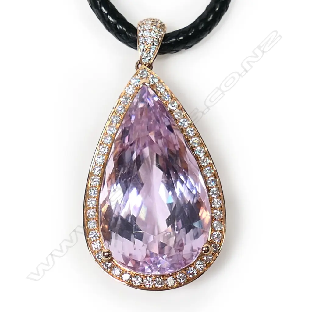 An 18ct rose gold and diamond framed large kunzite pendant, Image 1++