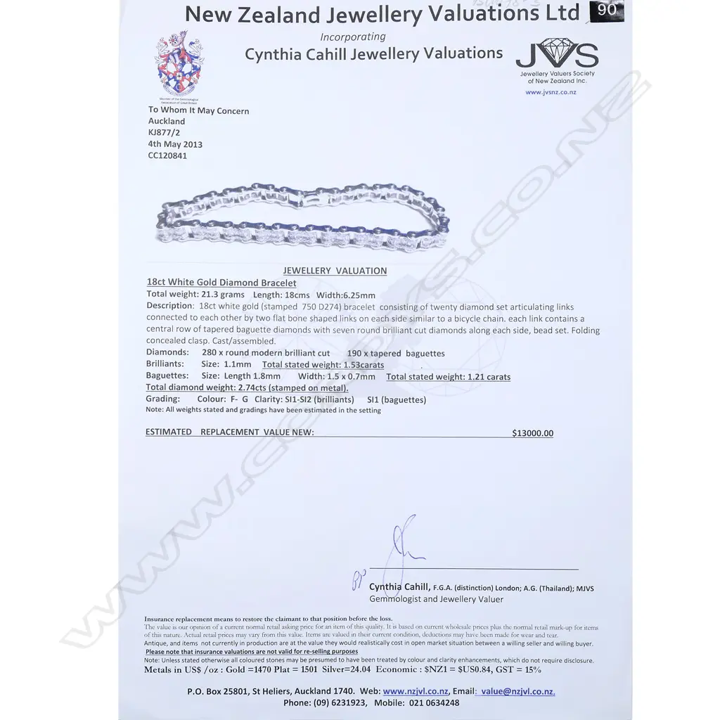 An 18ct white gold and diamond bracelet, Image 1++