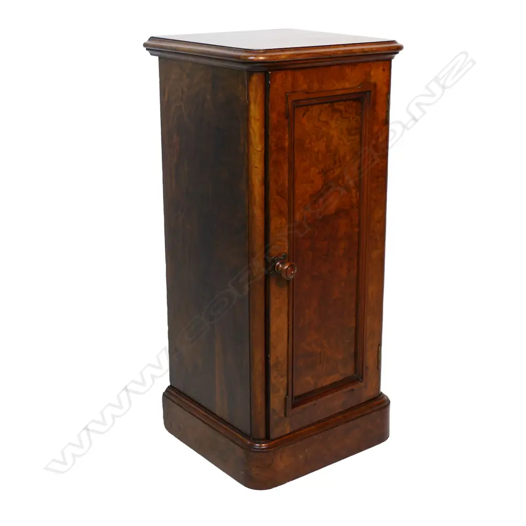 A Victorian burr walnut bedside cabinet, Image 1++