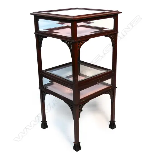 An Edwardian mahogany two tier bijouterie display table,