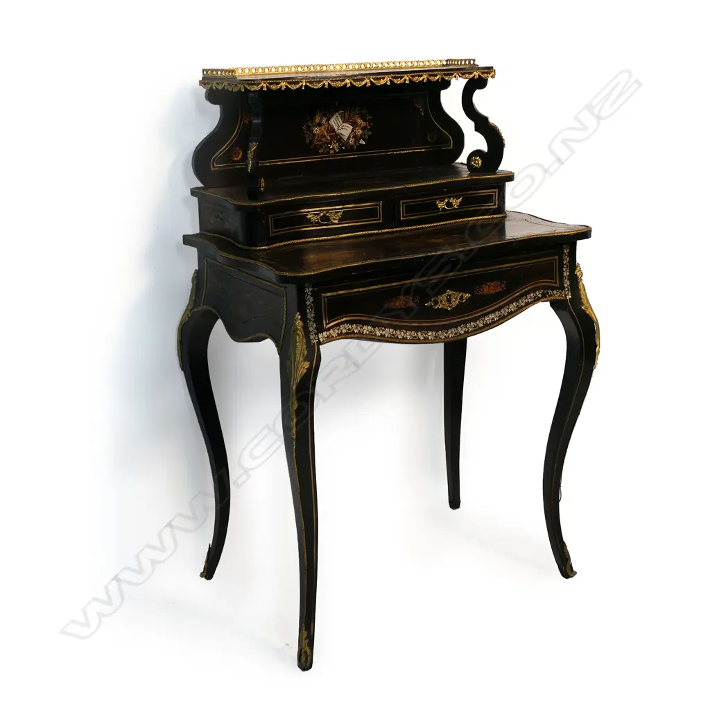 A French ebonised ormolu bonheur du jour, Image 1++