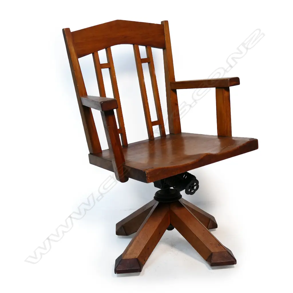 A Roy Lippincott design rimu swivel chair for Auckland University professorial offices, Image 1++