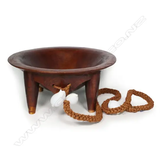A large Tongan tanoa (kava bowl),