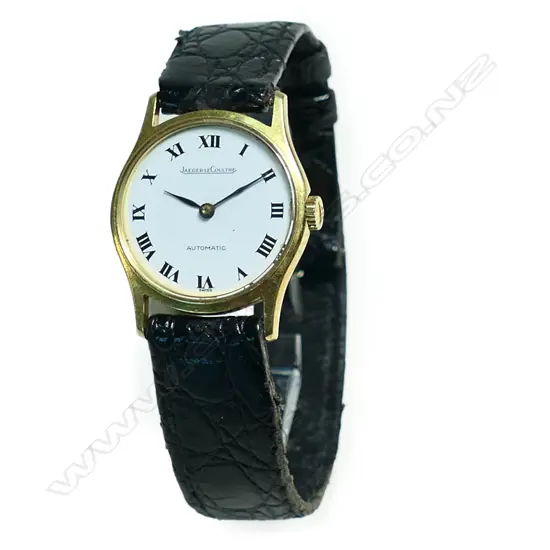 A Jaeger-LeCoultre 18ct gold lady's wristwatch, ref.8000.21,
