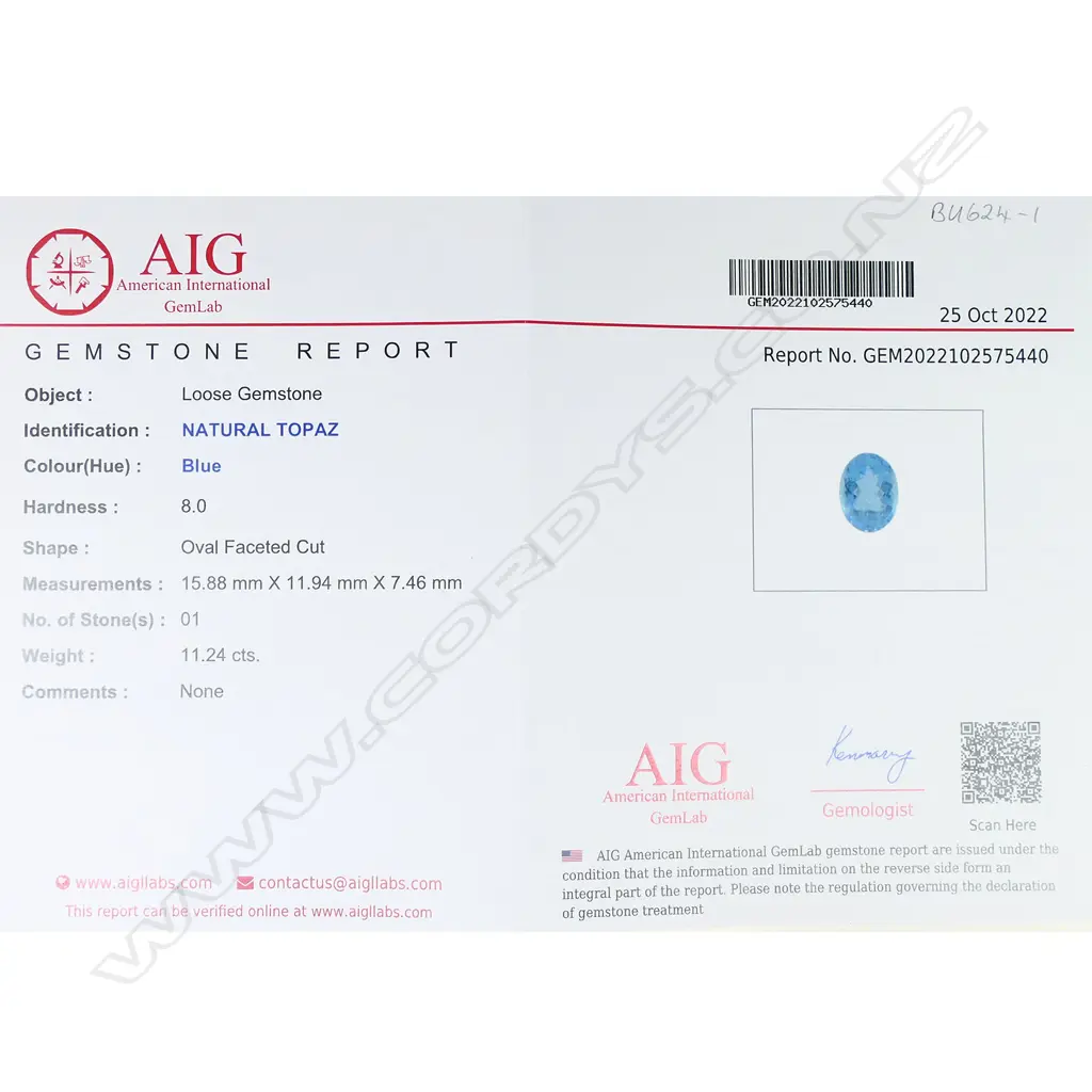An 11.24ct oval facet cut unset blue topaz, Image 1++