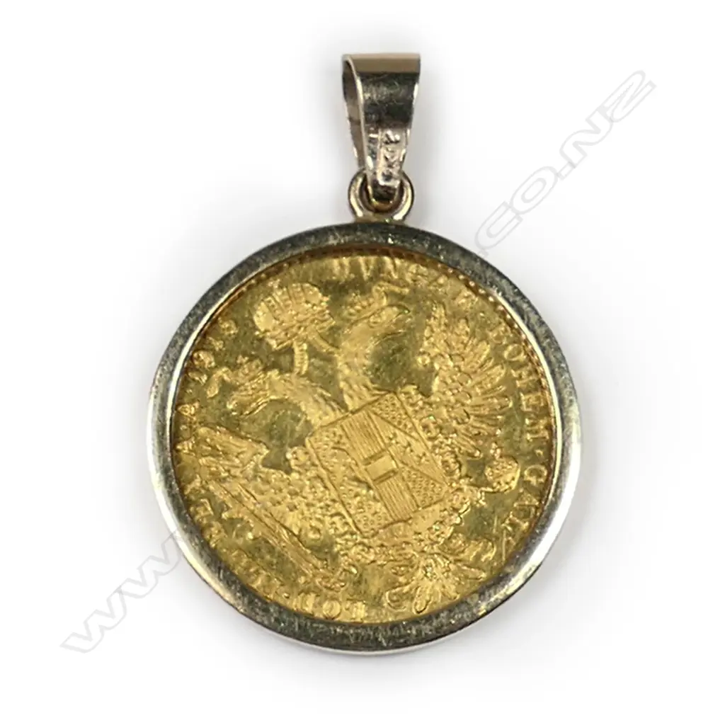 An Austrian 1915 re-strike 1 ducat gold coin, Image 1++