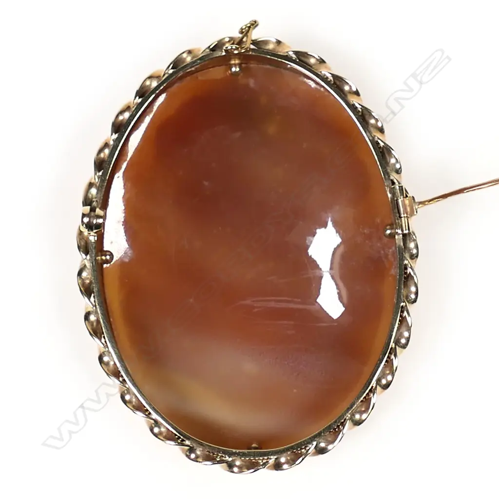 A quality large 9ct gold framed cameo, Image 1++